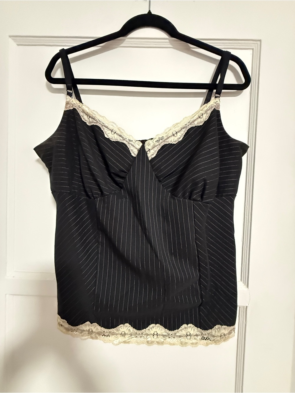 Vintage Torrid Black Pinstripe Lace-Trim Camisole Top Sz 1